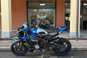 Yamaha YZF R1 7800€ OPERAZIONE 50%