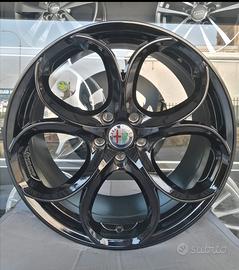 CERCHI IN LEGA ALFA ROMEO STELVIO R20