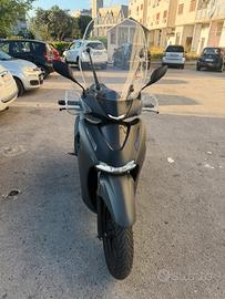 Sh 350i sport nero