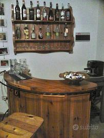 Bancone taverna con bottigliera