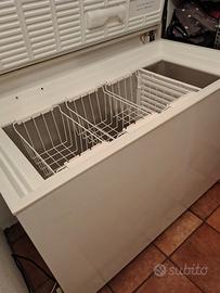 Congelatore a pozzo, marca AEG, tripla + low frost