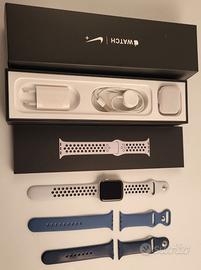APPLE WATCH SPORT NIKE SERIE 4 GPS 44mm DA NEGOZIO