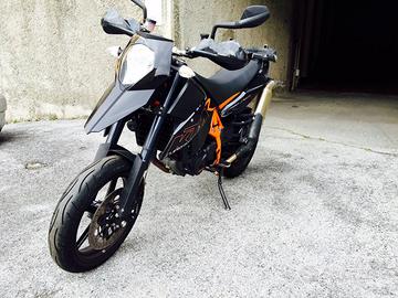 KTM 690 Supermoto - 2009