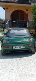 cabrio d'epoca con hard-top 