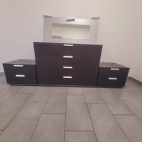 CASSETTIERA E COMODINI ALESINI