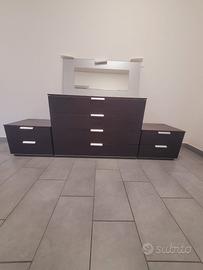 CASSETTIERA E COMODINI ALESINI