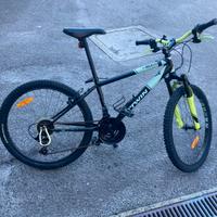 Bicicletta Rockrider misura 24 * 1.95