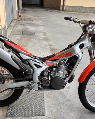 Moto da trial motore rifatto rev3