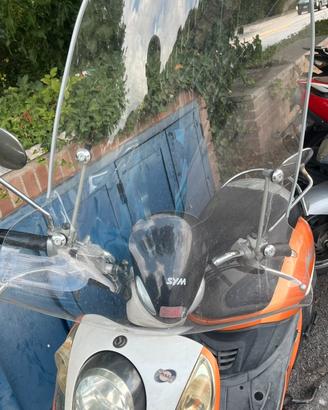 Parabrezza scooter