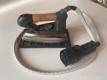 Ferro da stiro per vaporetto lecoaspira polti