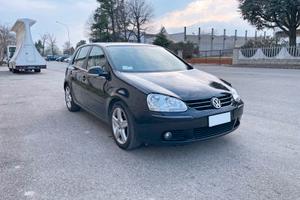 Golf 5 1.9 TDI Sportline 105 CV (77 kW) DPF