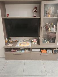 mobiletto TV più vetrinetta