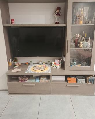 mobiletto TV più vetrinetta