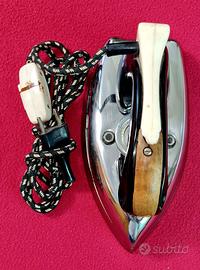 Ferro da stiro vintage anni 50