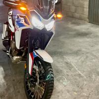 Honda Africa Twin 2025 L3 ES manuale