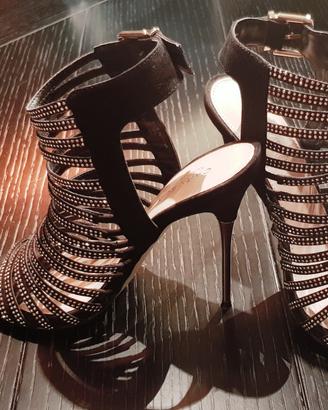 Sandali kurt geiger in pelle nera e borchie dorate