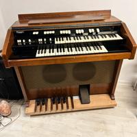 Organo Hammond L100