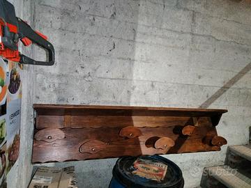 Appendi abiti in legno massiccio