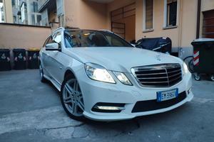 Mercedes E250 4MATIC full optional