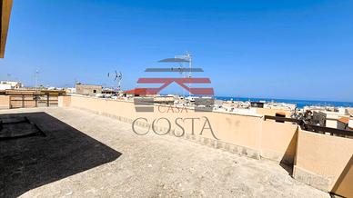 Attico panoramico nel cuore di terrasini