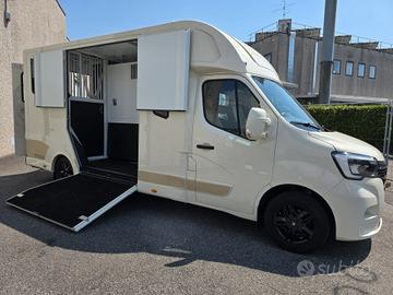 Van trasporto 2 cavalli Renault Master 180 DCI