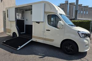 Van trasporto 2 cavalli Renault Master 180 DCI
