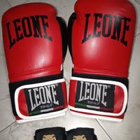 Guantoni LEONE 10oz + fascette Venum