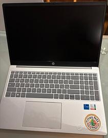 Laptop HP 15.6" Intel i7 - Praticamente nuovo