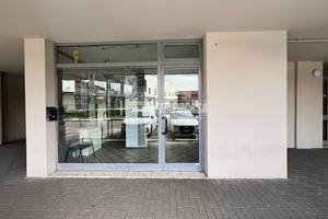 Negozio a Casalgrande Via CARLO MARX 1 locali