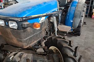 New Holland tn80f