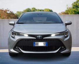 TOYOTA Corolla 1.8 Hybrid Business