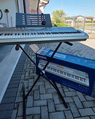 Tastiera Casio WK-200 e libri primi corsi 
