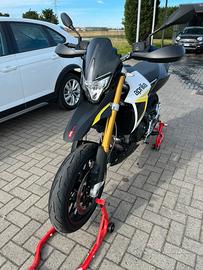 Aprilia Dorsoduro 750 A2