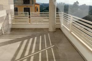 Trilocale due camere due bagni zona centrale