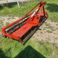 Erpice rotante per trattore agricolo 