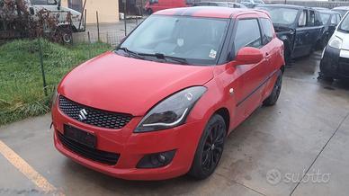Suzuki Swift IV 2011 - Solo pezzi di ricambio ORIG