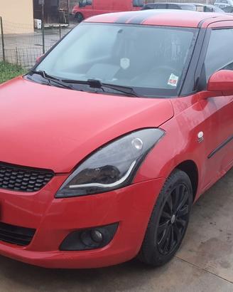 Suzuki Swift IV 2011 - Solo pezzi di ricambio ORIG