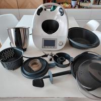 Bimby TM5 VorwerkThermomix consegnaamano a Trieste
