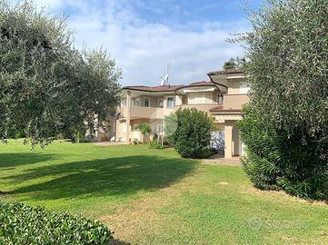 3 LOCALI A PADENGHE SUL GARDA
