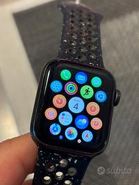 Apple watch SE 2 40 mm SMALL