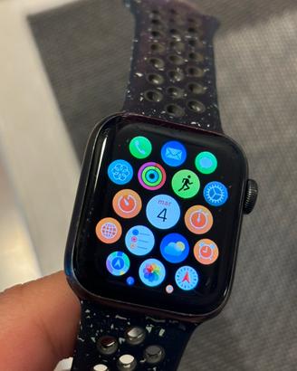 Apple watch SE 2 40 mm SMALL