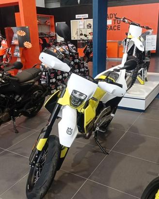 Husqvarna 701 Supermoto M.Y 2026