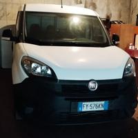 Autocarro Fiat Doblò 1.6