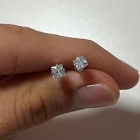 1 paio di Orecchini 5mm