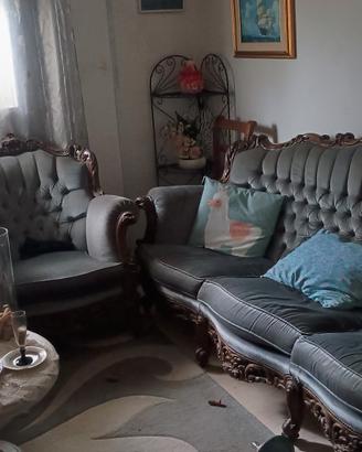 3 divani a un posto e 1 a 3 posti 