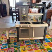 Cucina giocattolo per bambine