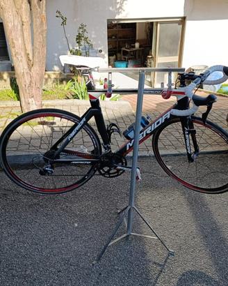BICI A CORSA FULL-CARBON