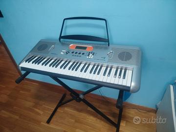 tastiera  medeli 61 tasti con gambe in metallo