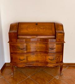 Comò cassettiera vintage in noce stile barocco