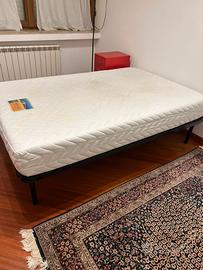 Materasso 120x190 con rete a doghe